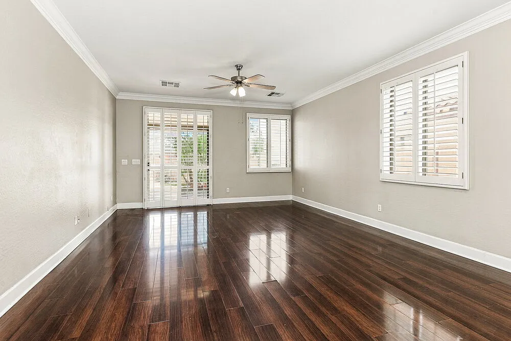 3 bed, 2.0 bath, 2149 sqft, $2,375 — Photo 4