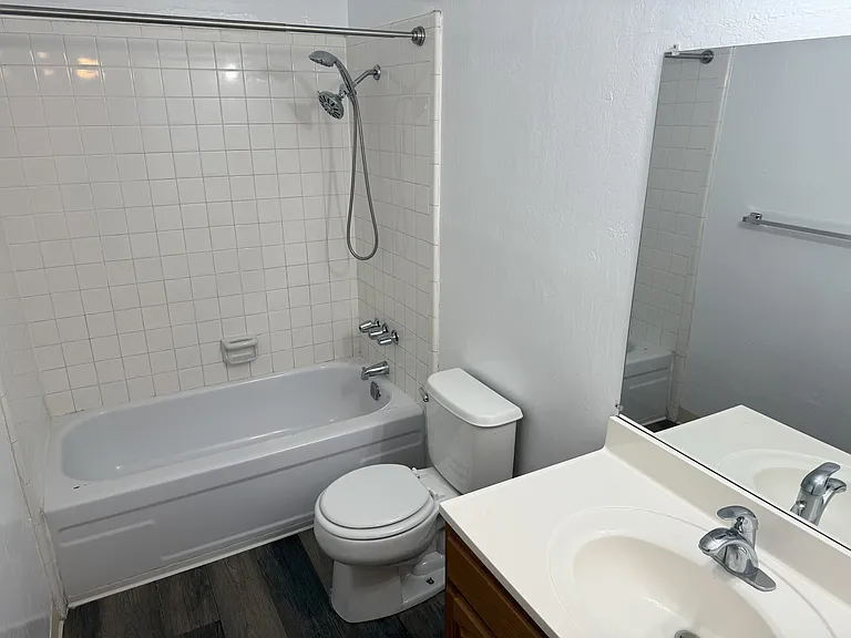 1851 Salem Ave — Photo 17