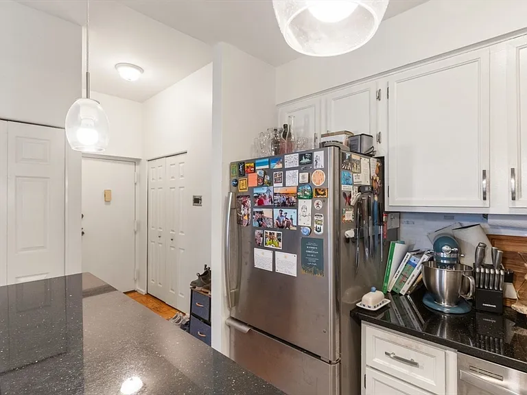 27 Bowdoin St #2B — Photo 8