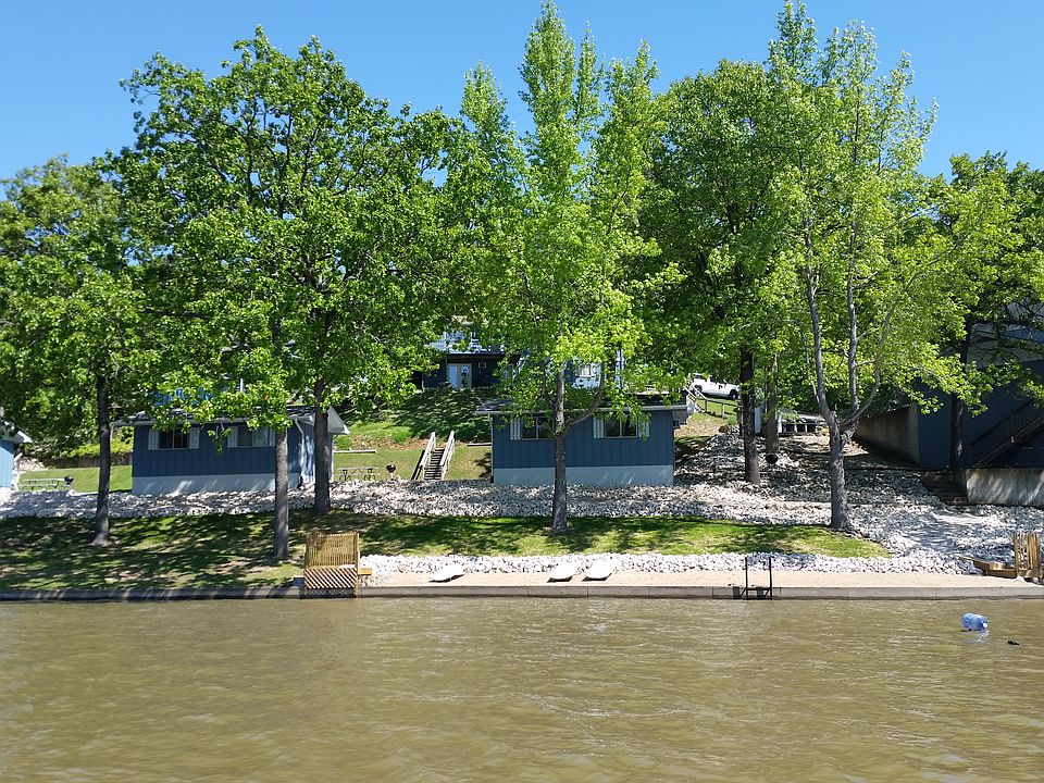 2nd image of 4430 Sunset Dr