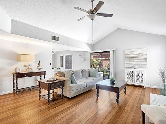 5th image of 467 E Alluvial Ave Unit 104