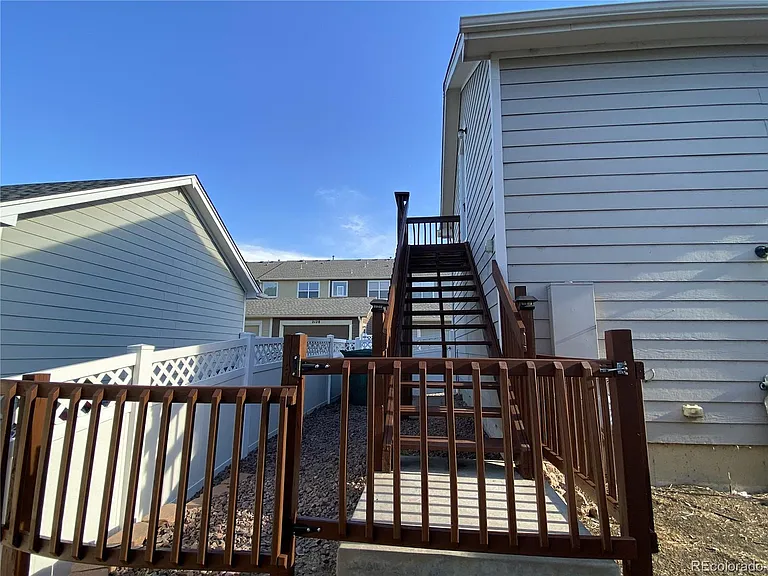2119 Falkirk Dr #B — Photo 19