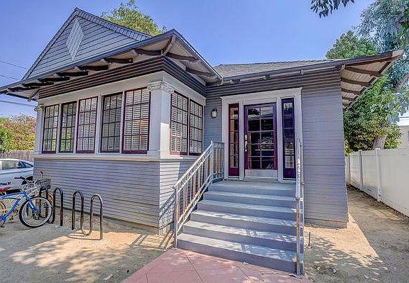2nd image of 2352 S Portland St #2352