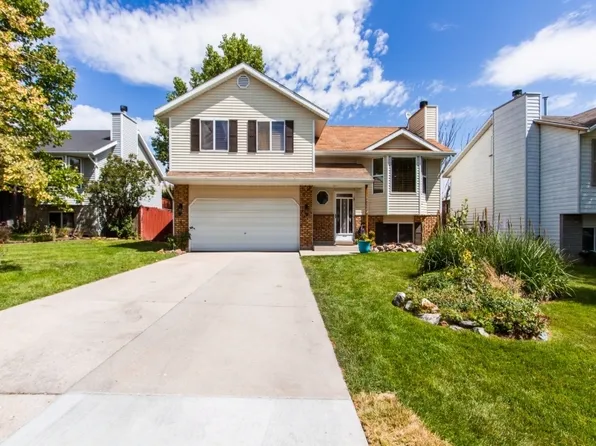 5566 W Bluevail Ct, West Jordan, UT 84081