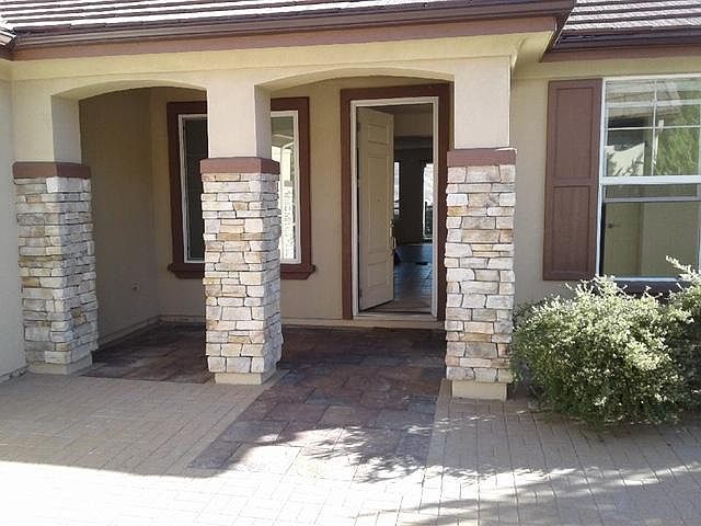 2nd image of 9250 Palmetto Ct