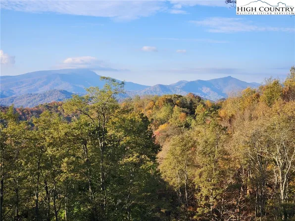 690/692 Lynn Hill Road, Boone, NC 28607