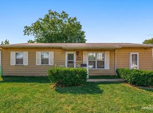 312 Fremont Ave, Romeoville, IL 60446