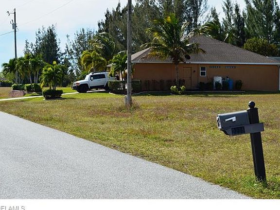 4th image of 2231 NW 2nd Ave