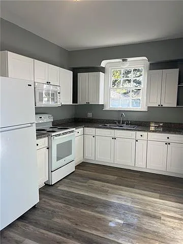 562 Central Ave — Photo 6