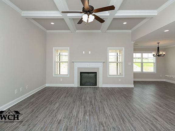 5th image of 203 Creek Cove Trl
