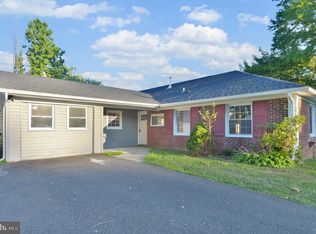 67 Parkside Cir, Willingboro, NJ 08046