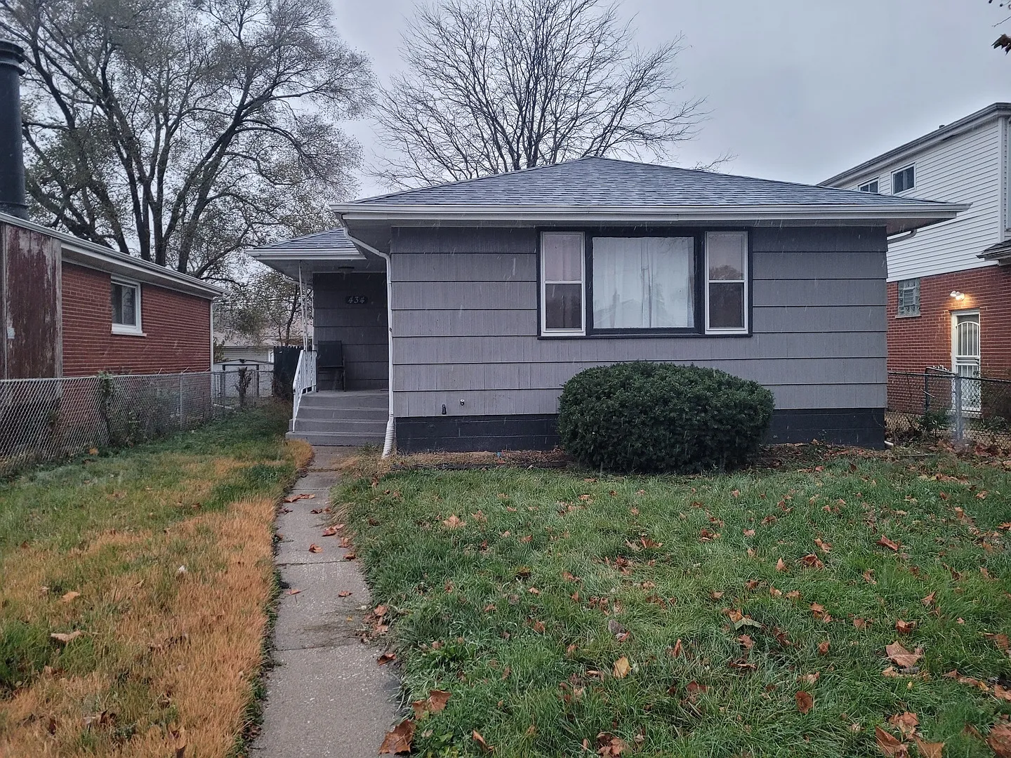434 Mackinaw Ave photo 1