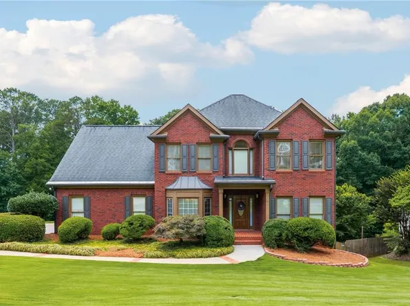 1930 Barrett Downs Dr, Cumming, GA 30040