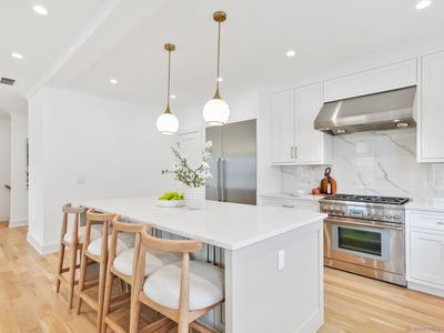 345 Reef Road #B6, Fairfield, CT, 06824