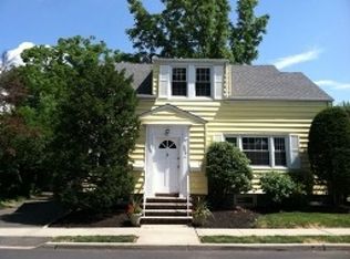 364-366 Colonial Ave W, Union, NJ 07083