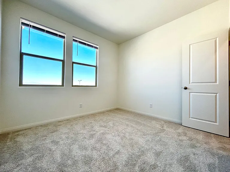 12480 Kings Creek Pl — Photo 17