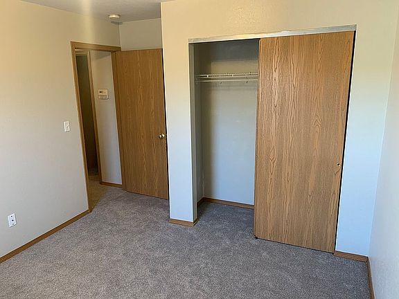 4th image of 2214 Cedar Grove Dr