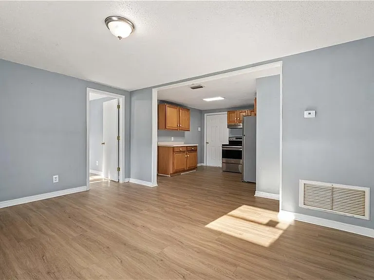 9032 Ingleside Ave #A — Photo 6