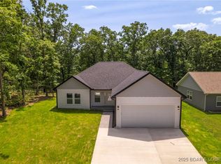 264 Bloomington Dr, Four Seasons, MO 65049