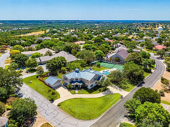5th image of 233 Highridge Dr