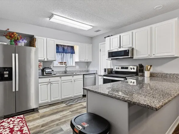 126 Summit Ct, Niceville, FL 32578