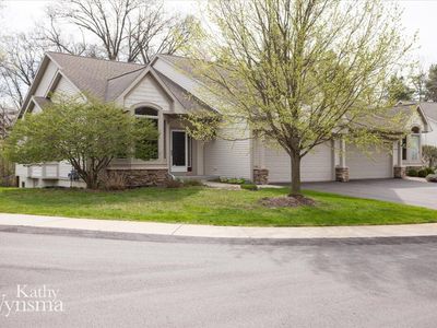 4231 Willow Lane Dr NE, Grand Rapids, MI, 49525