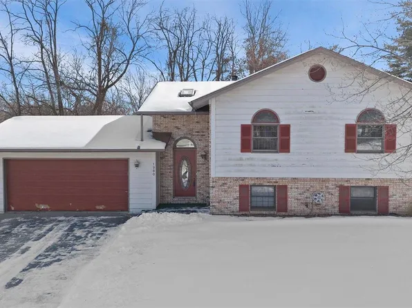 1980 Banyan Tree Rd, Collinsville, IL 62234