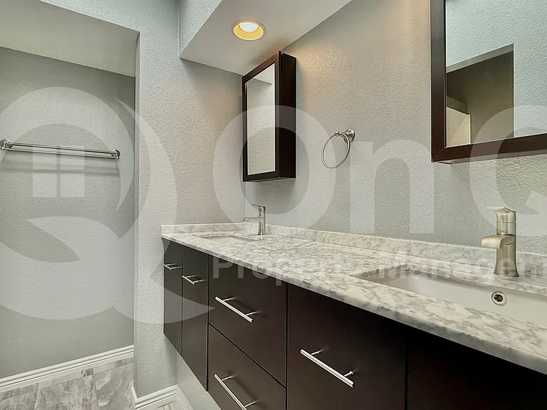 18439 N 56th Dr — Photo 16