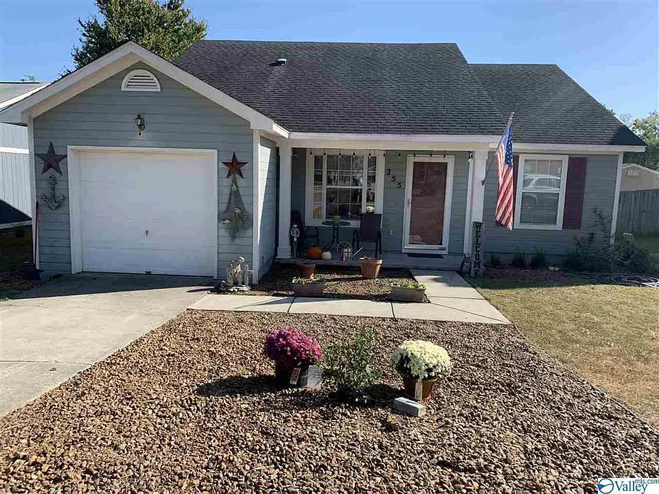 255 Knox Creek Trl NW