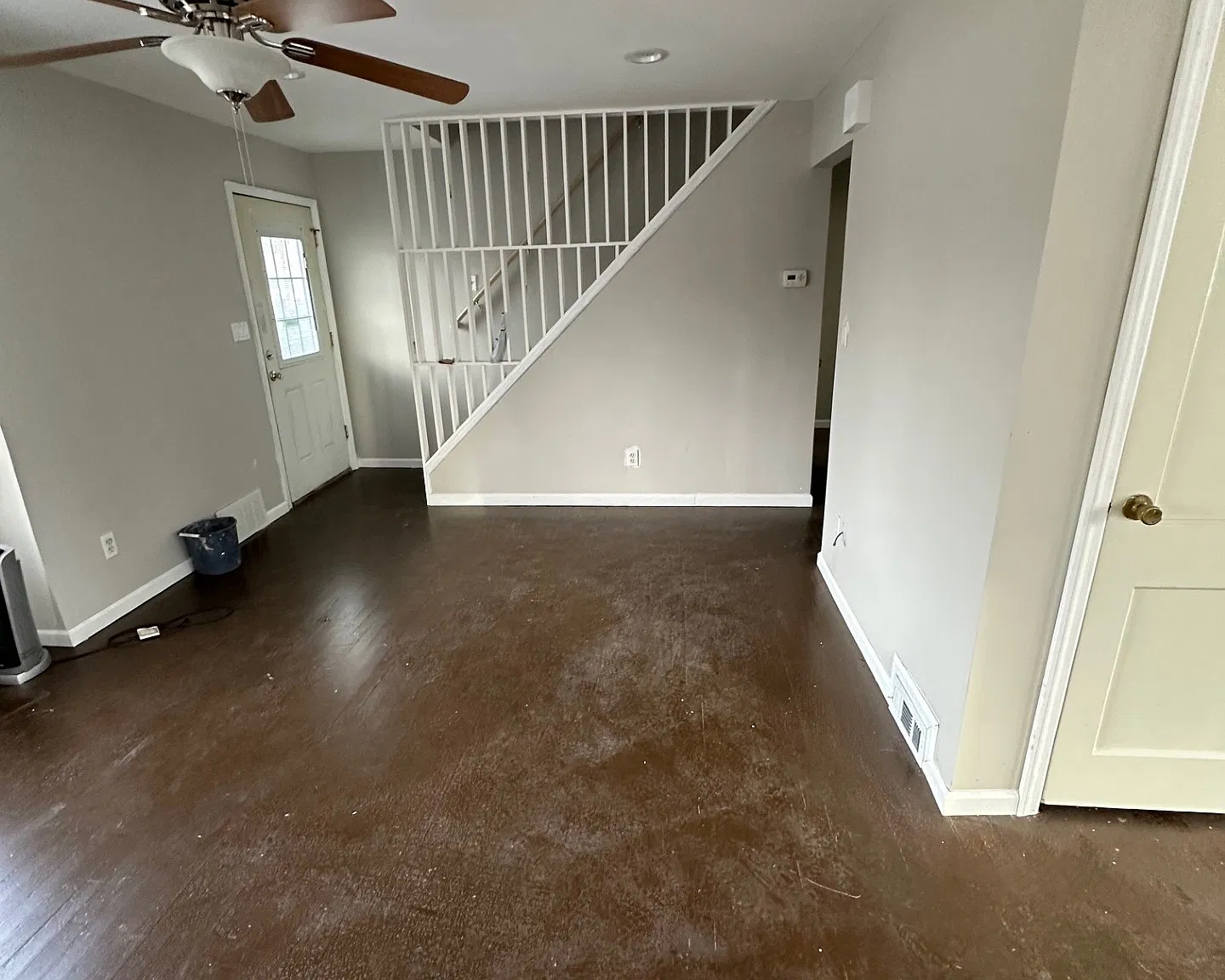 4 bed, 1563 sqft, $2,700 — Photo 3