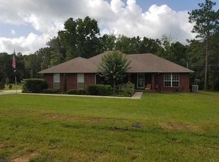 8641 Fields Rd, Milton, FL 32583