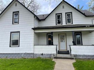1052 18th Ave, Columbus, NE 68601