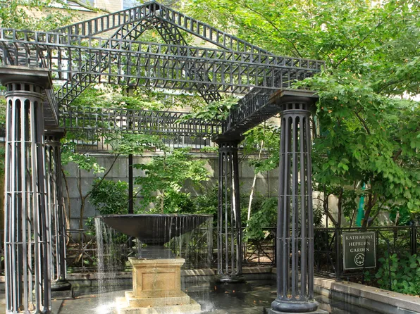 240 East 47th Street image 18 of 19