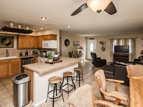 2nd image of 2041 Cosnina Dr