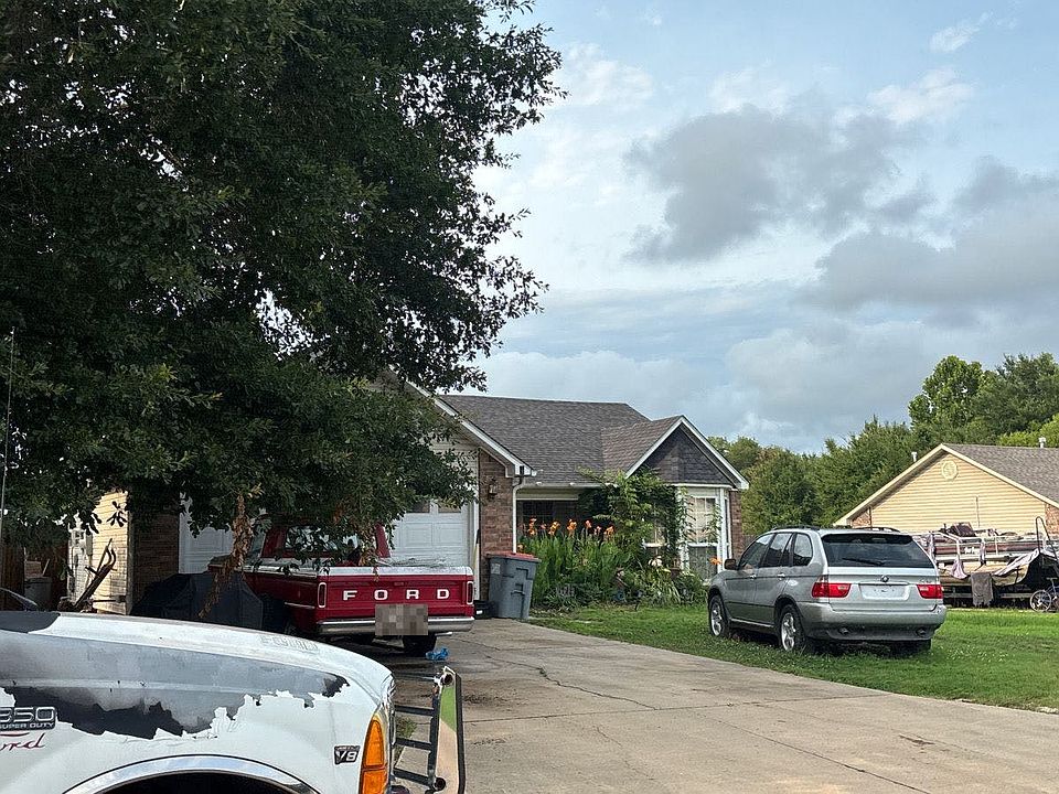 1st image of 1480 Osage Dr