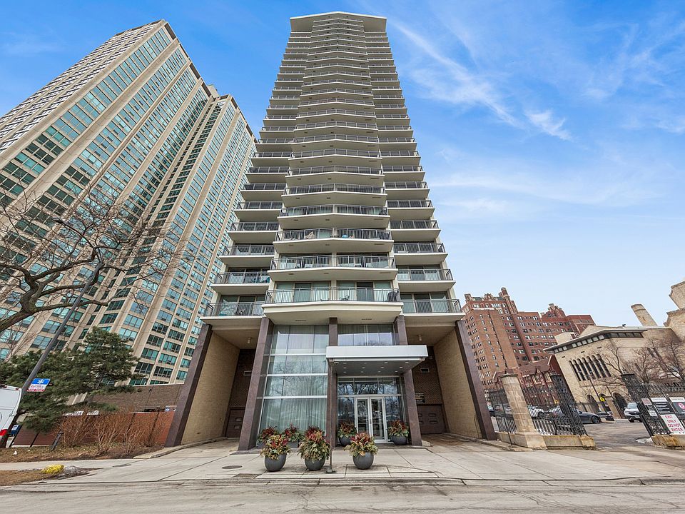 1st image of 3470 N Lake Shore Dr APT 4C