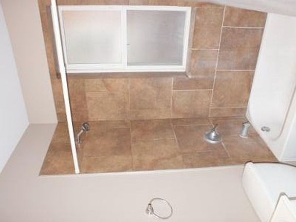 5th image of 4315 Tholozan Ave Floor 1
