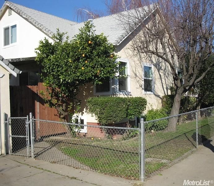 244 E Tokay St, Lodi, CA 95240 Zillow