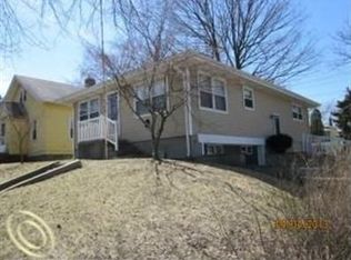 1403 6th St, Port Huron, MI 48060