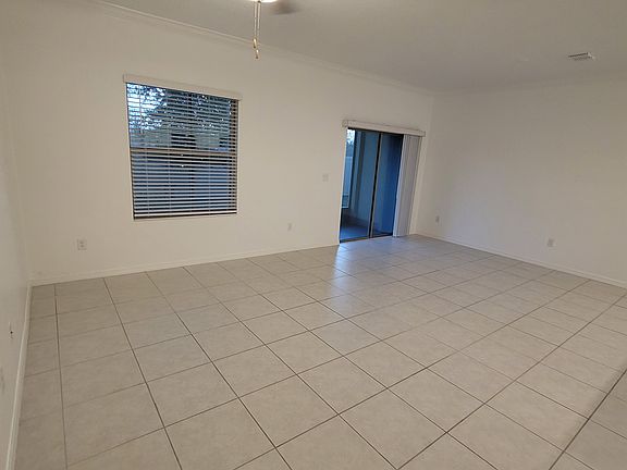 3rd image of 21842 Lyonia Ln