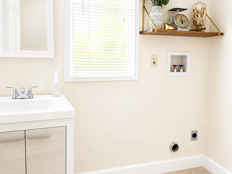 Washer and dryer hookups