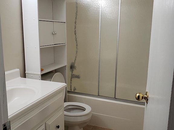 3rd image of 2404 Strickland Dr