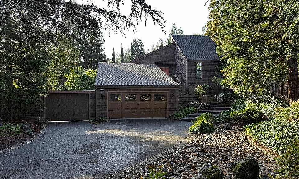 2nd image of 1616 Sioux Dr