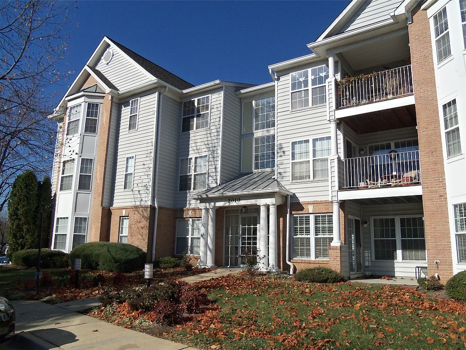 1st image of 2010 Peggy Stewart Way Unit 102