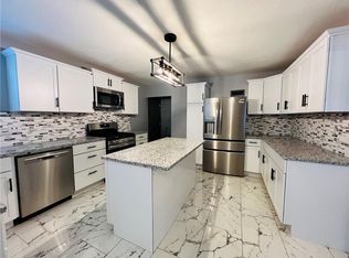 1601 E 57th St, Kansas City, MO 64110