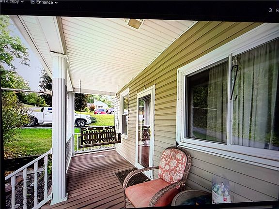2nd image of 1910 2nd St