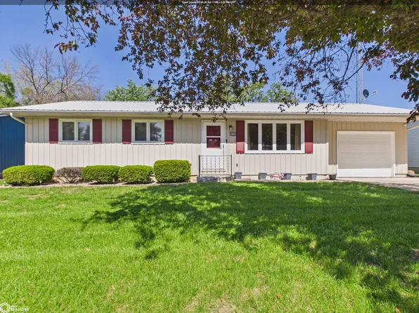 111 S 10th St, Montrose, IA 52639