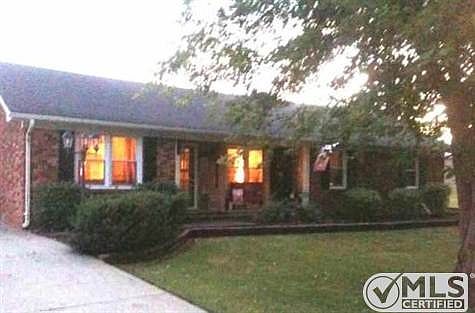 1st image of 55 Lou Dr