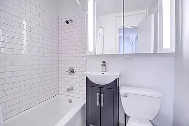 Rented by Urbane Brokerage