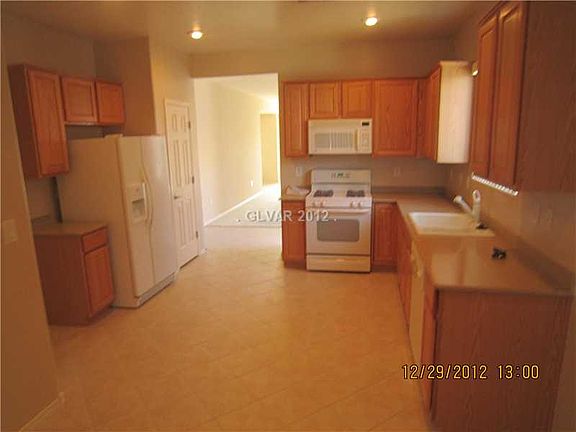 3rd image of 2341 Amana Dr